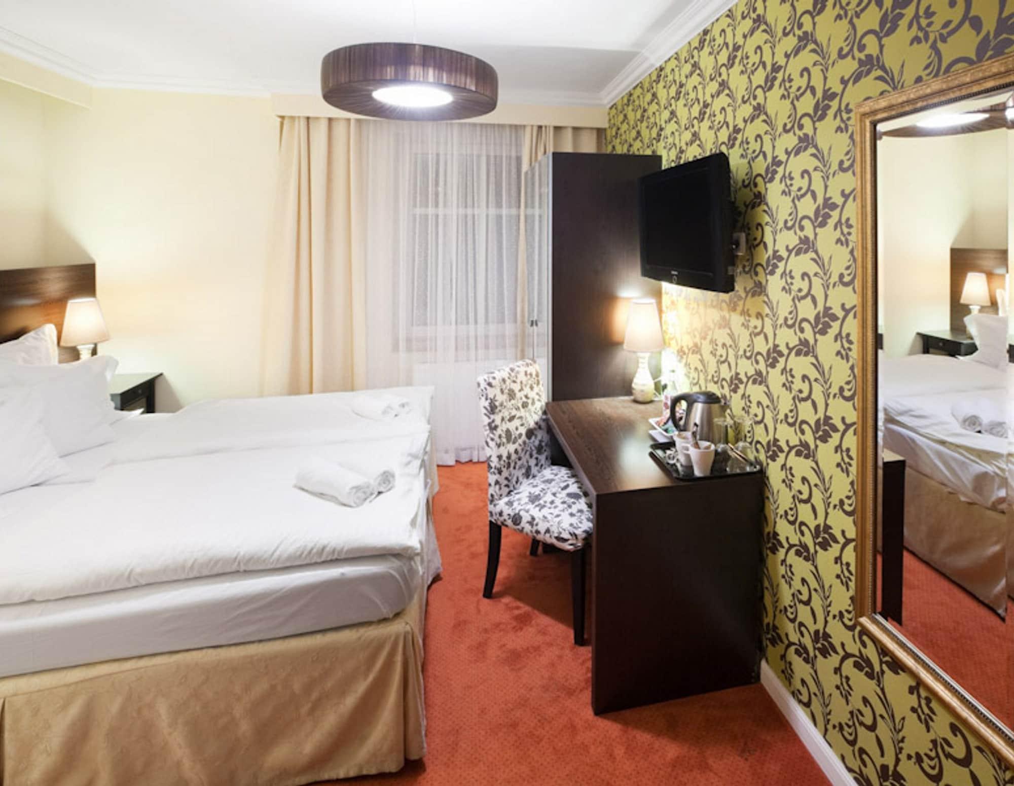 Pytloun Design Self Check-In Hotel Reichenberg Exterior foto